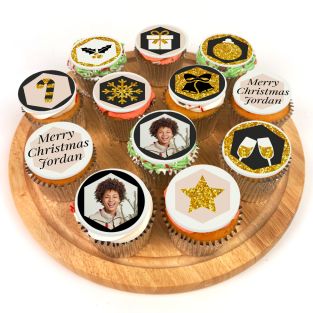 12 Golden Christmas Cupcakes